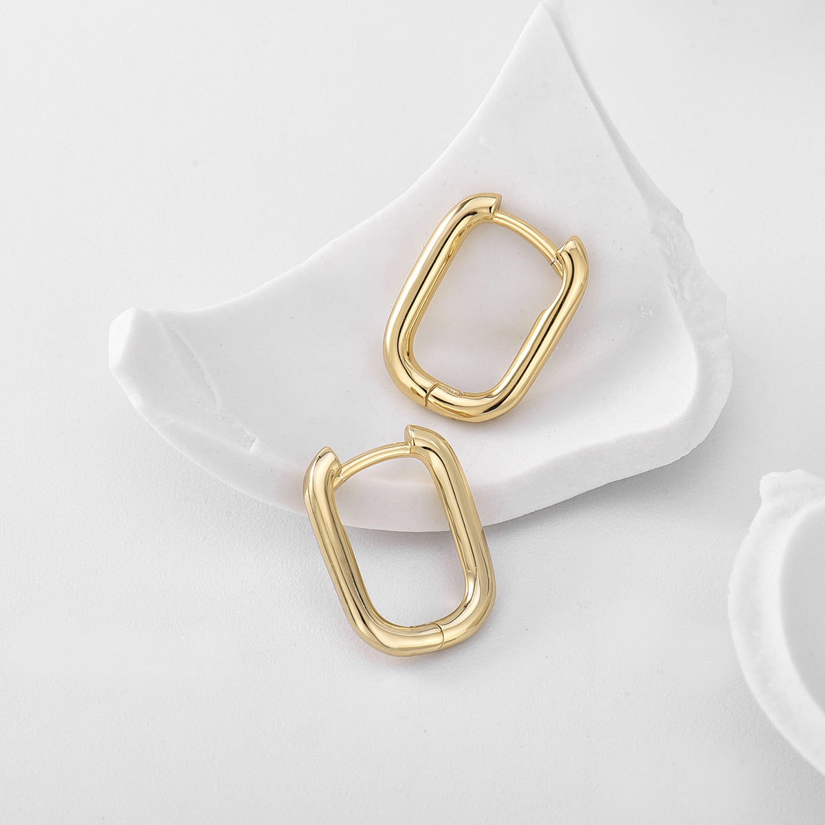The Oval Earrings