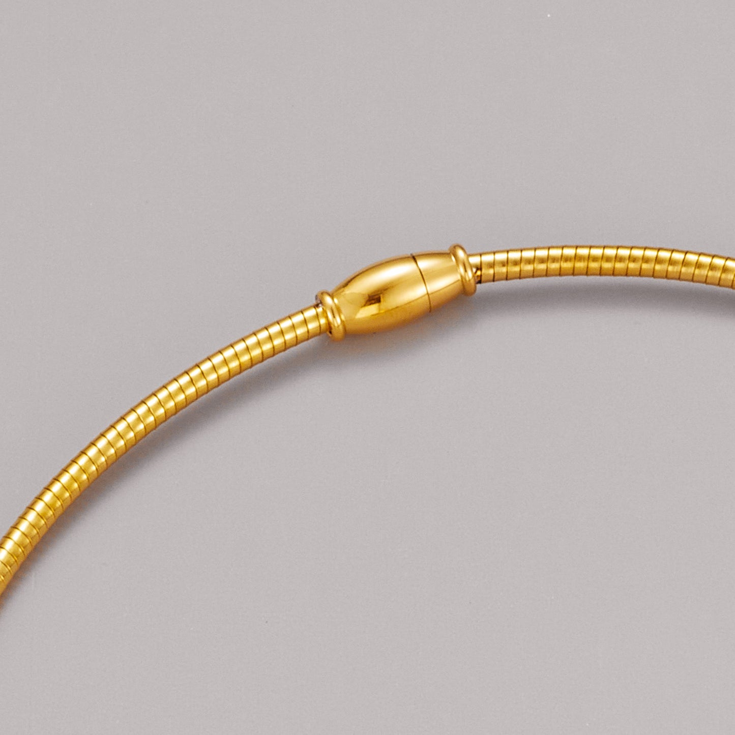 Minimalist Choker Necklace