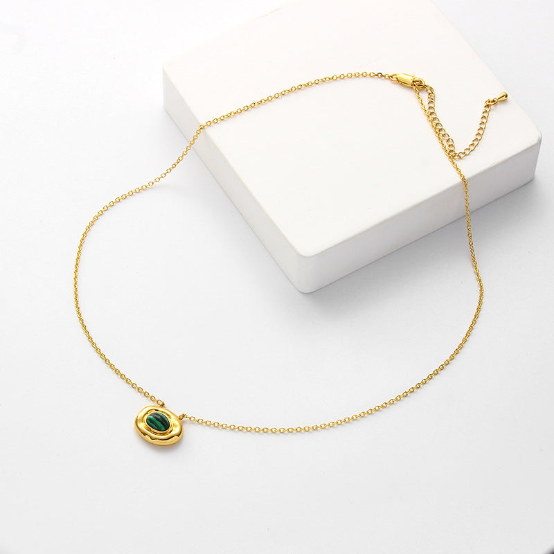 Gold Peephole Necklace