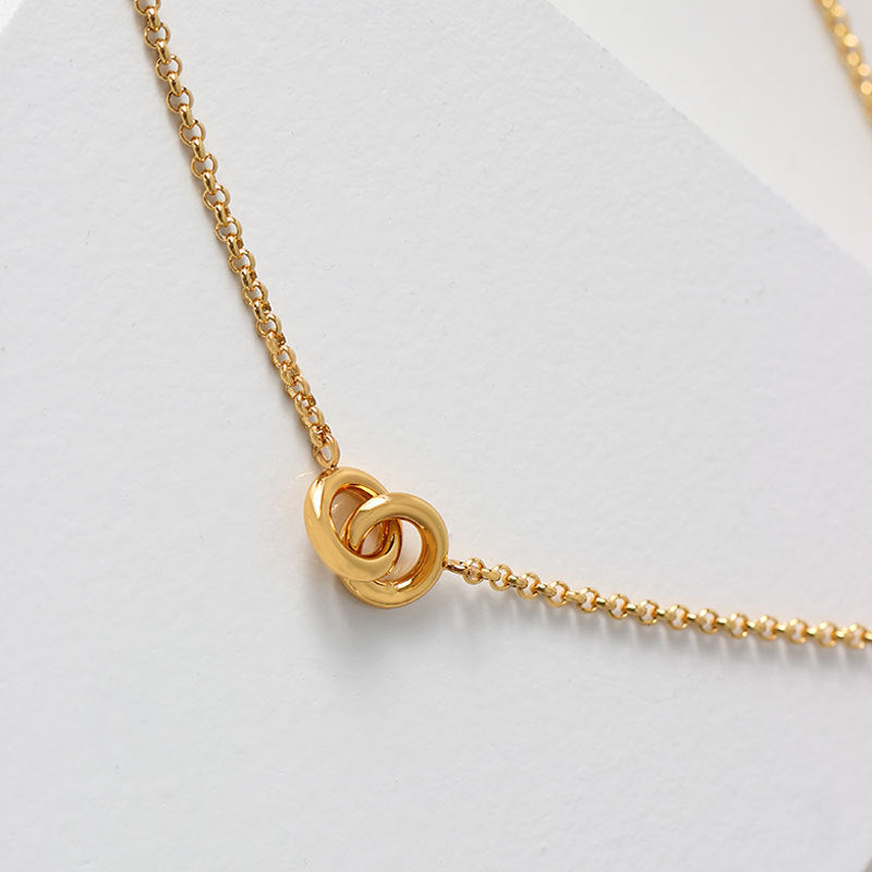 Interlocking Circle Necklace