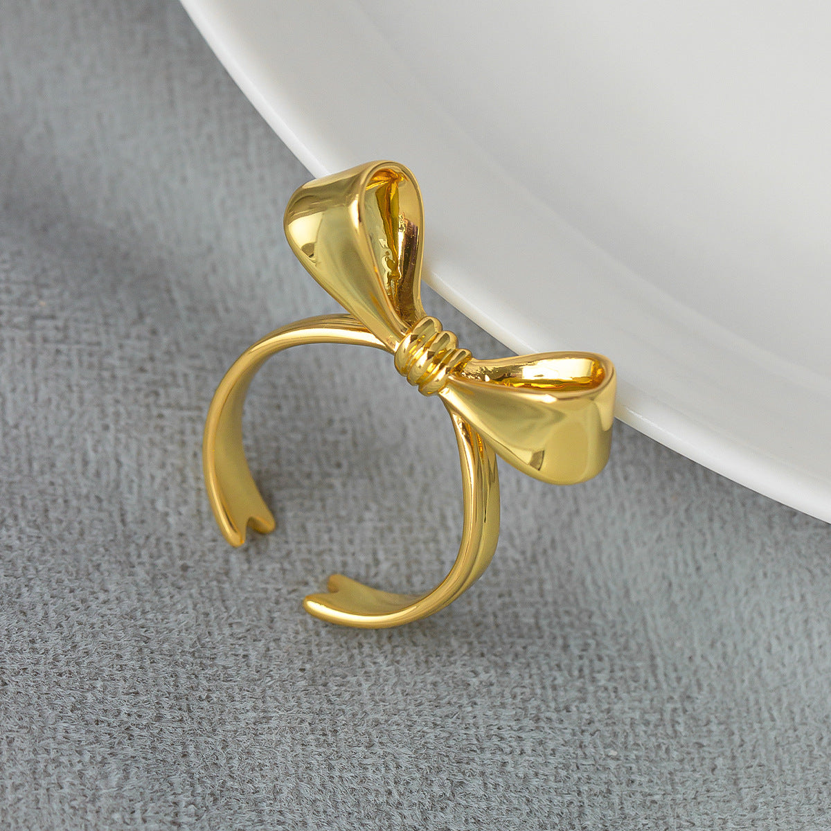 Ribbon Ring