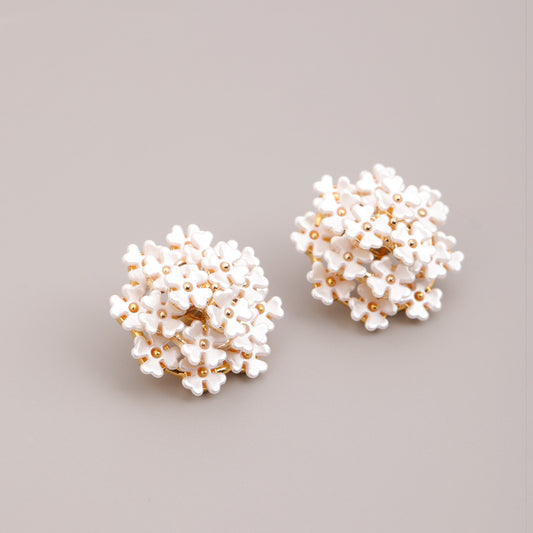 Blossoming Studs